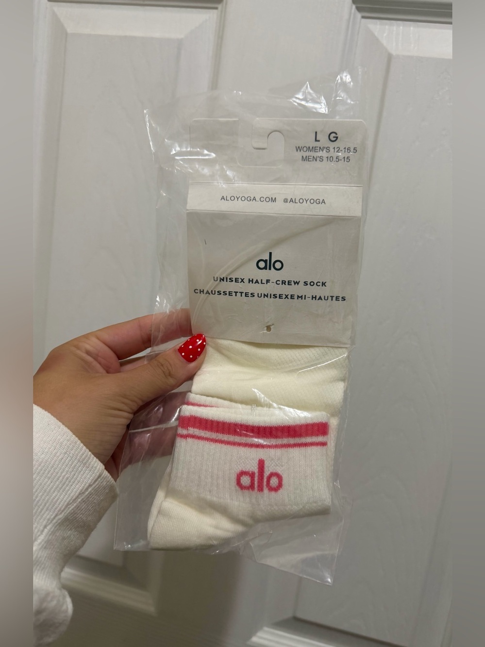 NWT Alo Yoga Unisex Half-Crew Socks